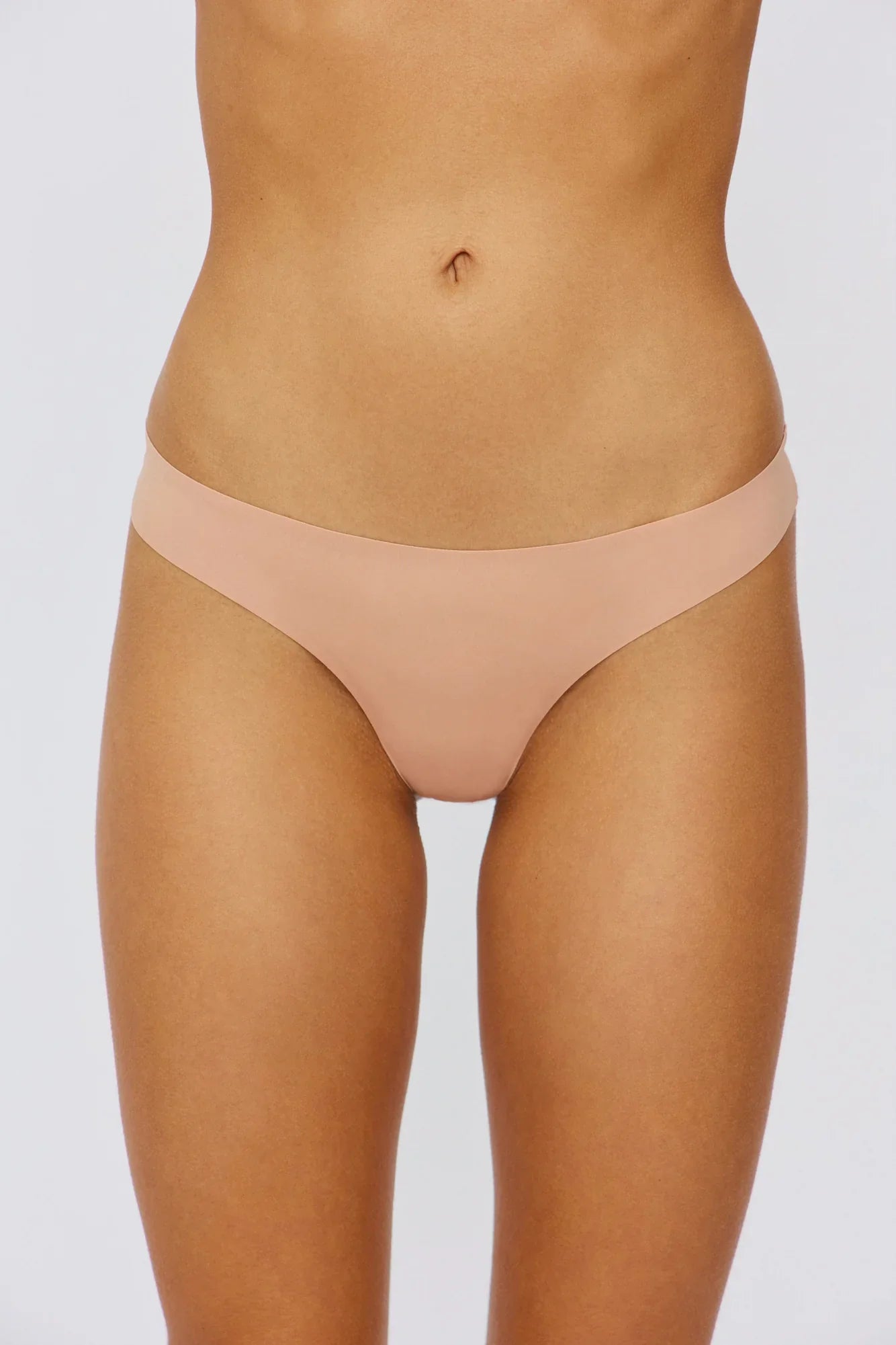 UNDERCOVER Style Helpers Seamless High Cut Thong Latte 3 Pack